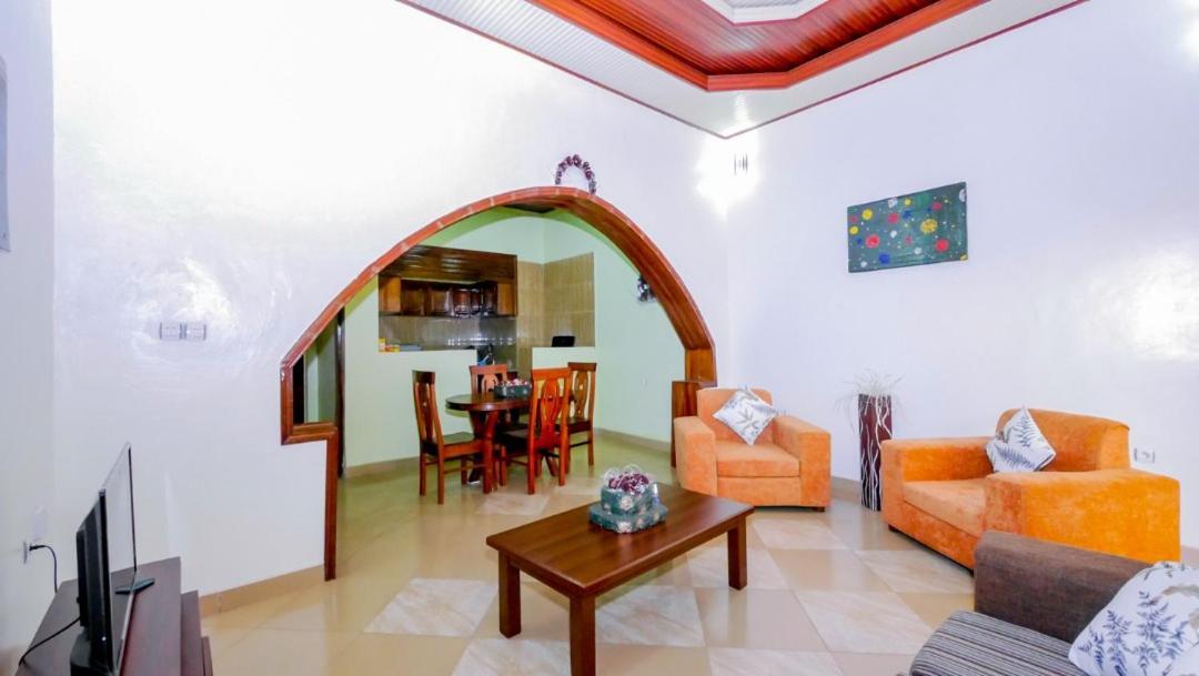 Bed and Breakfast Da Vinci House Кигали Экстерьер фото